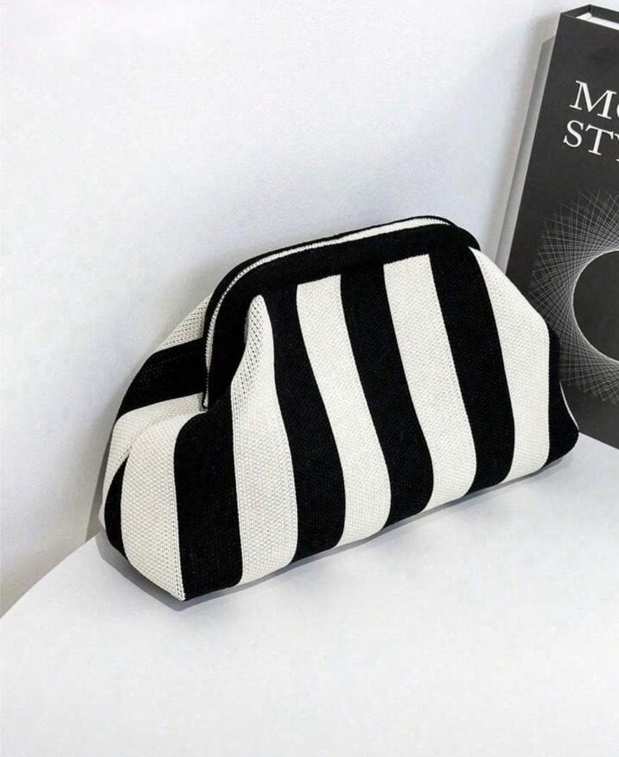 Knit Clutch